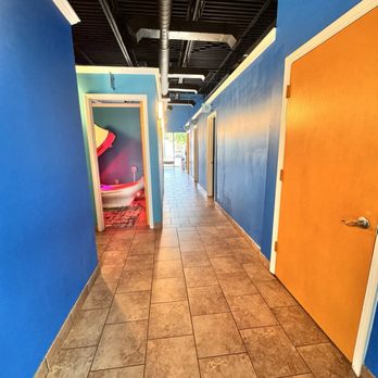 Sundays Sun Spa Wellness - Spray Tanning Near Me - Jacksonville, Florida Sundays Sun Spa Wellness - Spray Tanning Near Me - Jacksonville, Florida