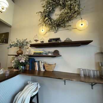 Compass Coffee Downtown - Ambience - Coffee & Tea Near Me - Vancouver, Washington