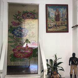 Botanica Yoruba - Entrance to waiting room, beautiful!