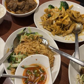 Burma Burma - Mango Chicken & Burmese Style Lamb Curry & Burmese Garlic Noodle - Burmese Near Me - Dublin, California