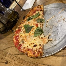 Seafood Pizza