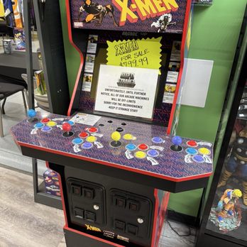 Keep It Strange Comics & Collectibles - Comic Books Near Me - Manassas, Virginia Keep It Strange Comics & Collectibles - Comic Books Near Me - Manassas, Virginia