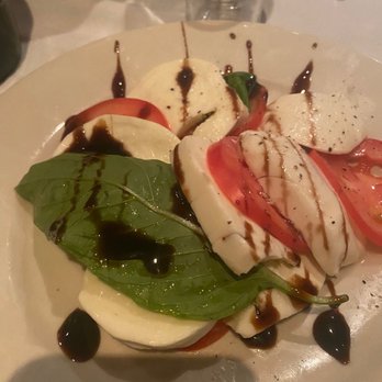 Bistro Di Marino - Insalata Caprese - Italian Near Me - Collingswood, New Jersey Bistro Di Marino - Insalata Caprese - Italian Near Me - Collingswood, New Jersey