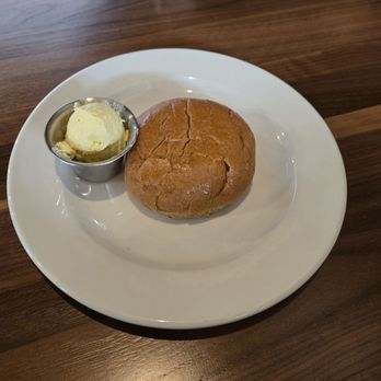 Aubrey's - Complimentary freshly baked bread. - Pizza Near Me - Lebanon, Tennessee