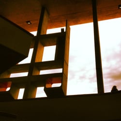 Escuela Superior de Comercio Manuel Belgrano - Arquitectura superior.
