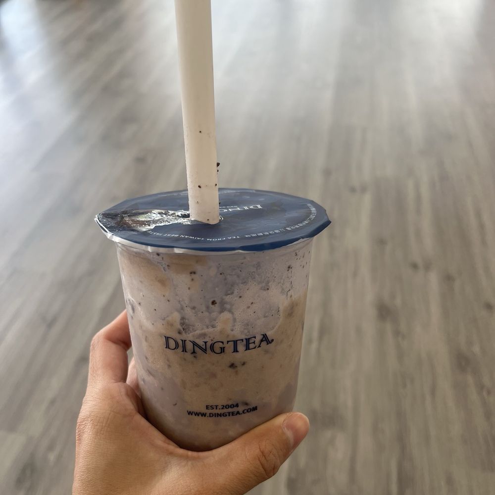 Ding Tea - Taro Boba green milk tea with taro mash - Bubble Tea Near Me - Escondido, California Ding Tea - Taro Boba green milk tea with taro mash - Bubble Tea Near Me - Escondido, California