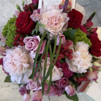 Fantasy Florist & Flower Delivery - Emily - Intricate flower arrangement - Florists Near Me - Chantilly, Virginia