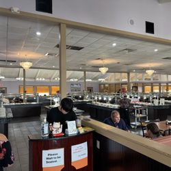 King’s Buffet & Grill - Inside