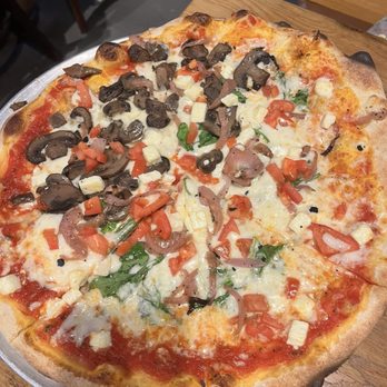 Max's Coal Oven Pizzeria - Pizza Near Me - Atlanta, Georgia Max's Coal Oven Pizzeria - Pizza Near Me - Atlanta, Georgia