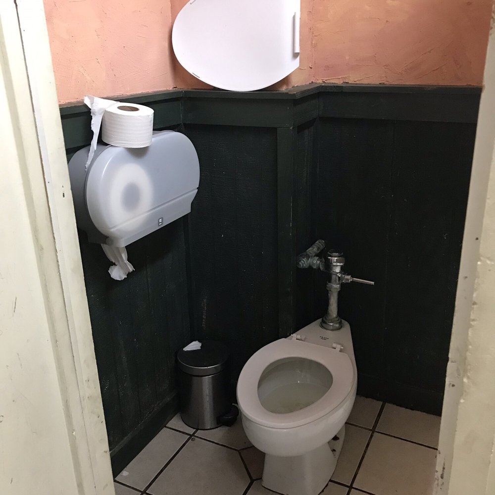 The Cajun Corner On Broad - Urine was on the seat and on the floor where a customer might stand. - New American Near Me - Eufaula, Alabama The Cajun Corner On Broad - Urine was on the seat and on the floor where a customer might stand. - New American Near Me - Eufaula, Alabama