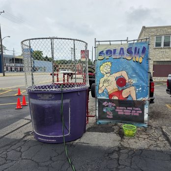 Thee Mascot Man - Bounce House Rentals Near Me - Racine, Wisconsin Thee Mascot Man - Bounce House Rentals Near Me - Racine, Wisconsin