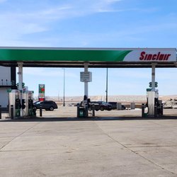 Coffee Cup Fuel Stop - Fuel Pumps