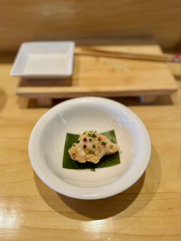 Boto Sushi Del Mar Logo