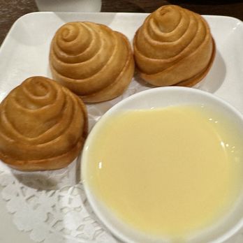 Dinesty Dumpling House - Screw buns - Chinese Near Me - Vancouver, British Columbia Dinesty Dumpling House - Screw buns - Chinese Near Me - Vancouver, British Columbia
