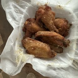 Garlic parm wings