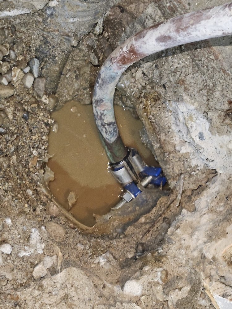 Slide of T & C Plumbing