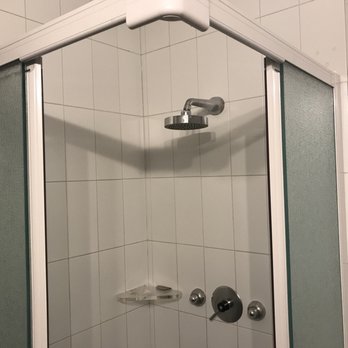 Hotel Excelsior San Marco - I did not expect this shower cabin in a 4 star hotel... - Hotels Near Me - Bergamo, BG Hotel Excelsior San Marco - I did not expect this shower cabin in a 4 star hotel... - Hotels Near Me - Bergamo, BG
