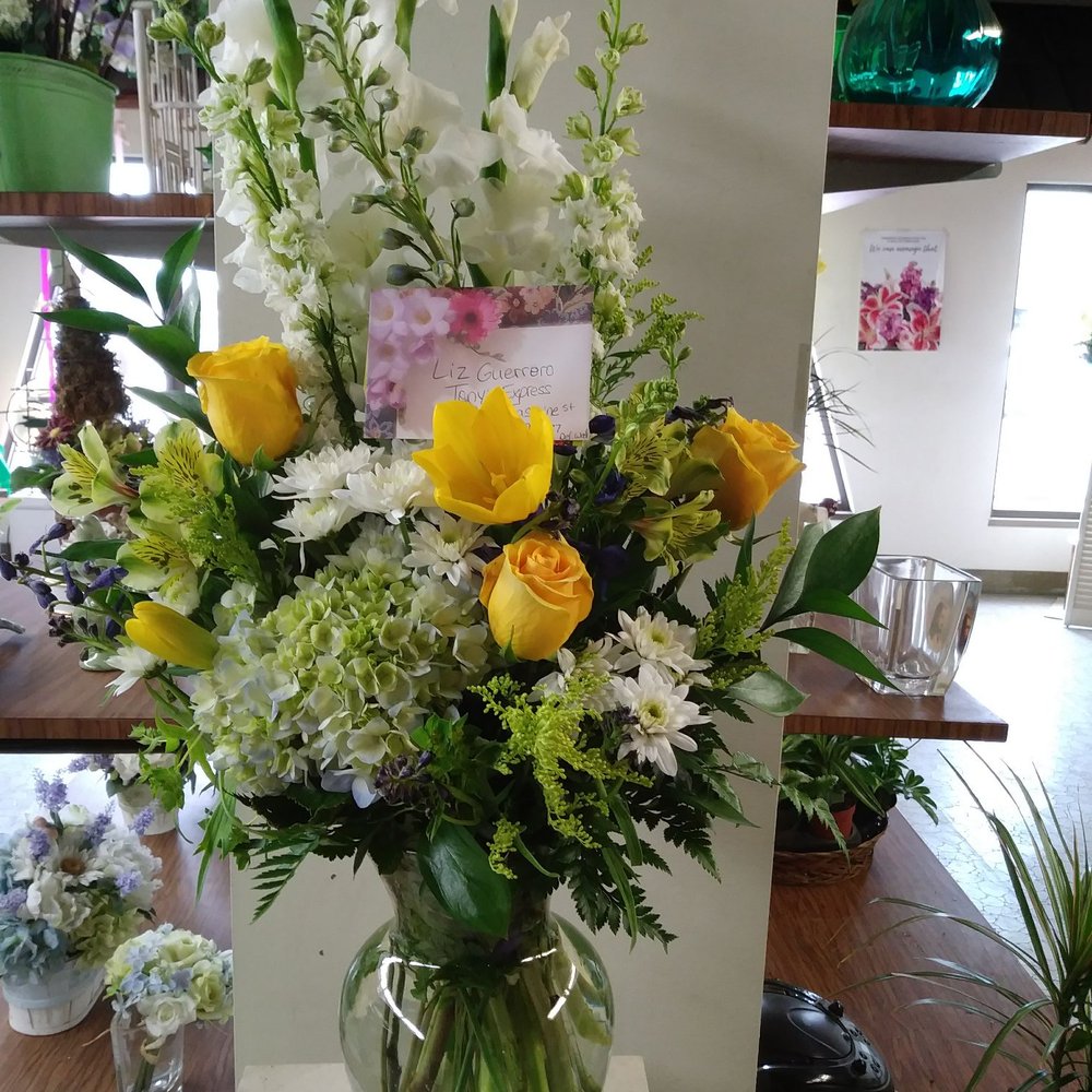 Nichols' Florist - Florists Near Me - Fontana, California