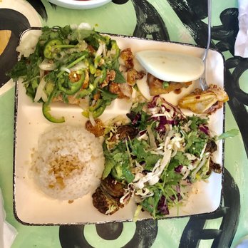 East Side King - Classic bento - Asian Fusion Near Me - Austin, Texas East Side King - Classic bento - Asian Fusion Near Me - Austin, Texas
