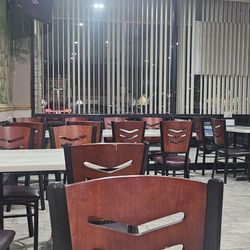 Pita & Kabobz - Ni e simple but clean interior