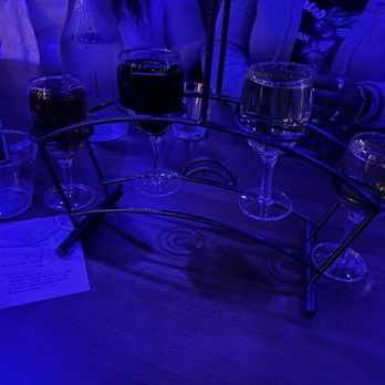 Vintrendi Wines - $25 wine flight. Definitely try the Blackberry. - Beer, Wine & Spirits Near Me - Olympia Fields, Illinois