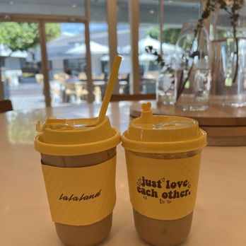 La La Land - Banana cloud latte and regular latte - Cafes Near Me - Phoenix, Arizona