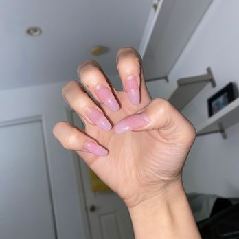 Redondo 7 Nails - My right hand is still intact after 4 weeks! - Nail Salons Near Me - Long Beach, California Redondo 7 Nails - My right hand is still intact after 4 weeks! - Nail Salons Near Me - Long Beach, California