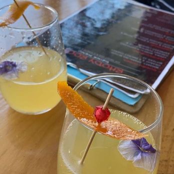 Rhody Roots - Mimosas! - Gluten-Free Near Me - Warren, Rhode Island