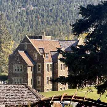 Cascade Gardens - Cascade Gardens - Parks Near Me - Banff, Alberta Cascade Gardens - Cascade Gardens - Parks Near Me - Banff, Alberta