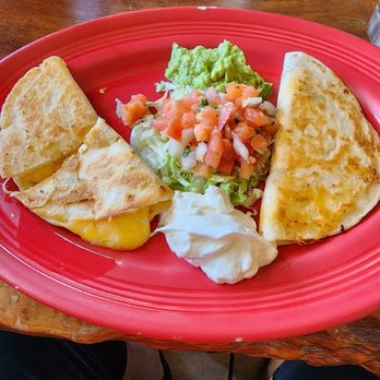 Mexico Restaurant - Mini cheese quesdillas - Mexican Near Me - Honolulu, Hawaii Mexico Restaurant - Mini cheese quesdillas - Mexican Near Me - Honolulu, Hawaii