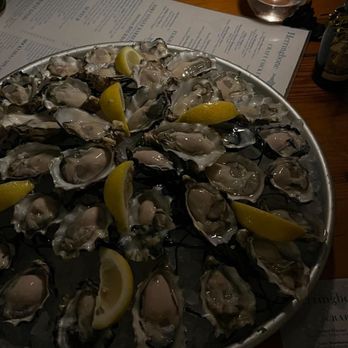 Herringbone Waikiki - Happy hour oysters - Seafood Near Me - Honolulu, Hawaii