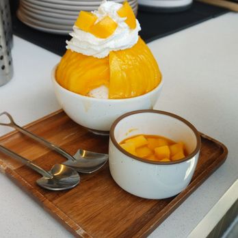 Dento Piano Cafe and Bar - Cafes Near Me - San Francisco, California