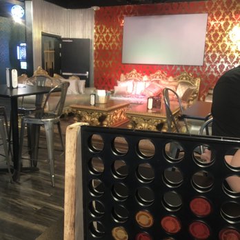 Single Barrel Eatery And Lounge - Burgers Near Me - Colorado Springs, Colorado