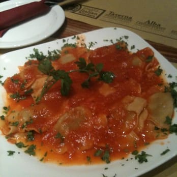 Wallace's Taverna - Italian Near Me - Dublin, D