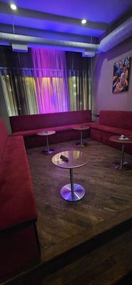 M Lounge by null
