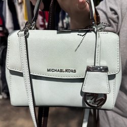 Uptown Cheapskate - Huebner Rd - MK bag