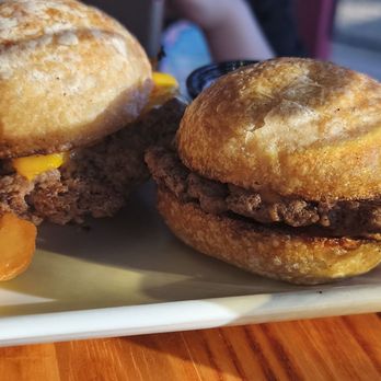 Barnyard Crafthouse & Eatery - New American Near Me - Tucson, Arizona