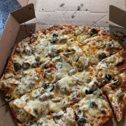 Dar's Pizza Place - 10 inch small Dar's pizza right out of oven.