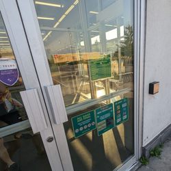 Dollarama - Hours of operation