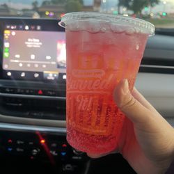 Scooter's Coffee - Strawberry Horizon Sparkling