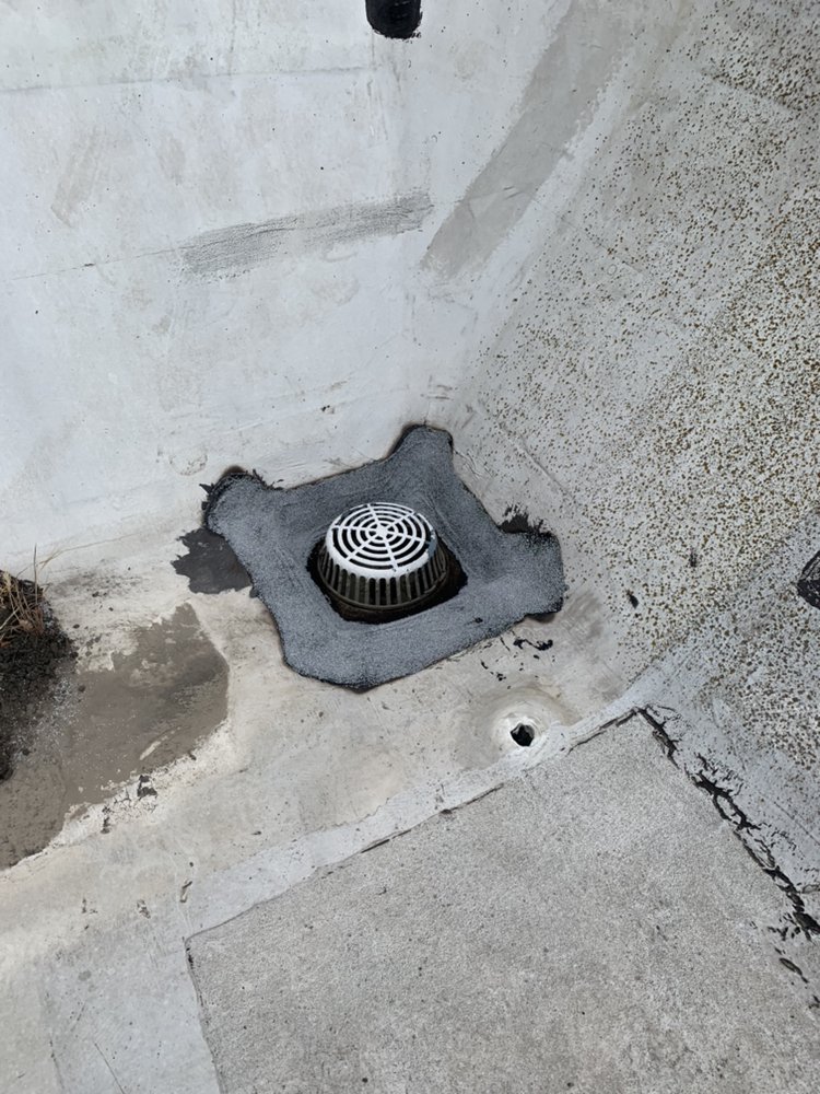 Slide of Roberts Roofing