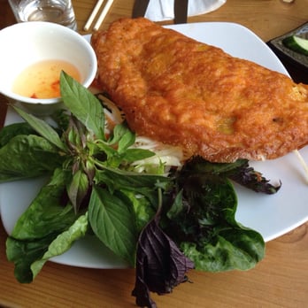 Ngon Ngon - Vietnamese crepe with prawns - Vietnamese Near Me - London, XGL