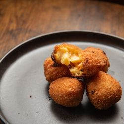 Fried Mac & Cheese Balls