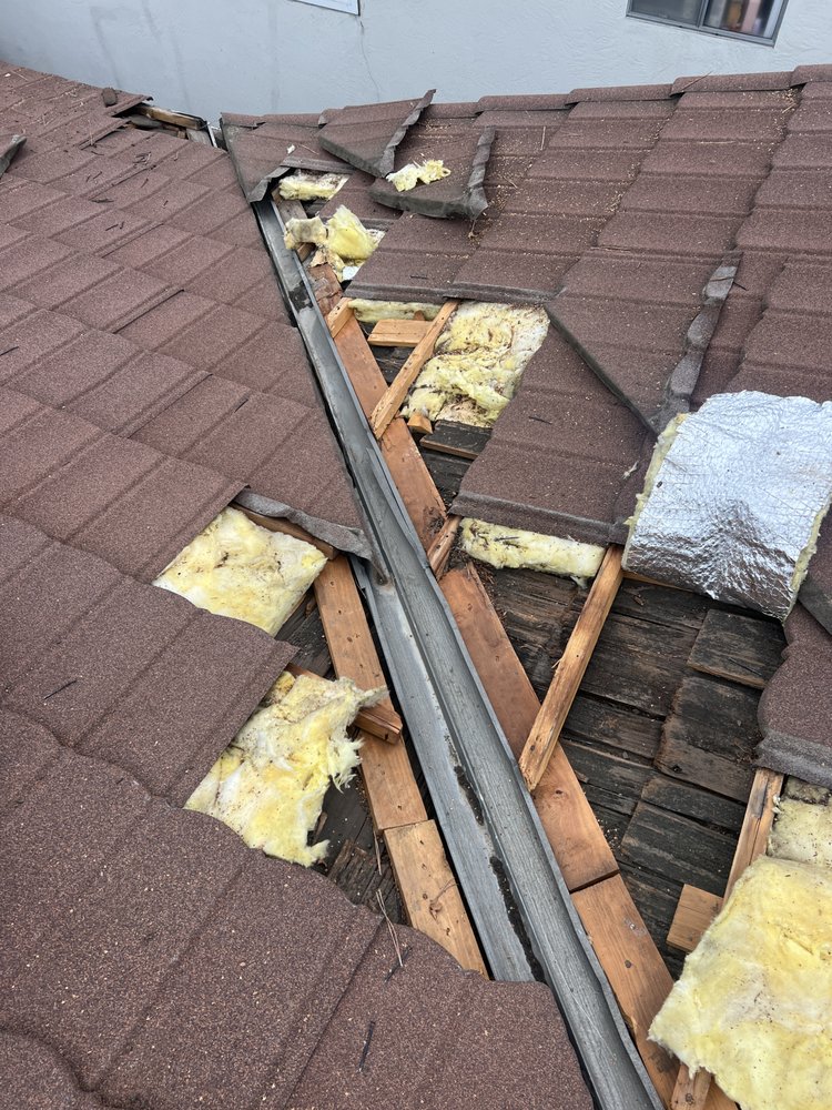 Slide of Roofing Service’s