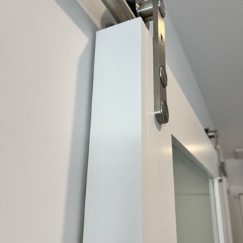 Pro Handyman Service - AFTER adding privacy edge (exterior) - Handyman Near Me Pro Handyman Service - AFTER adding privacy edge (exterior) - Handyman Near Me