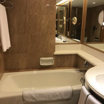 九龍海逸君綽酒店 - Hotels Near Me - Hong Kong, HK 九龍海逸君綽酒店 - Hotels Near Me - Hong Kong, HK