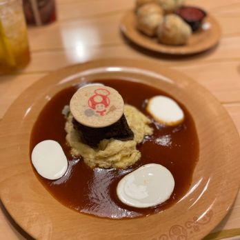 Toadstool Cafe - Shortrib - Cafes Near Me - Universal City, California