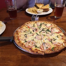 Final Gravity Brewing Company - Margherita pizza for lunch