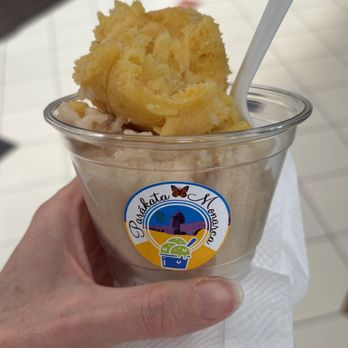 Parakata Monarca - Two scoops, tamarindo on bottom and nanche on top. - Ice Cream & Frozen Yogurt Near Me - Vancouver, Washington Parakata Monarca - Two scoops, tamarindo on bottom and nanche on top. - Ice Cream & Frozen Yogurt Near Me - Vancouver, Washington