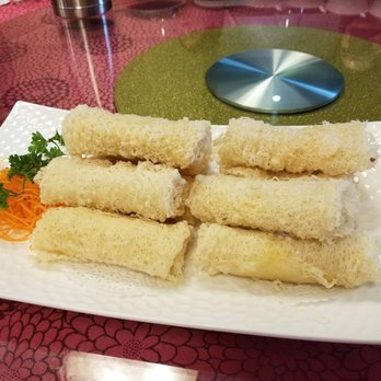 Mon Sheong Court - Mon Sheong Foundation - Crispy rolls filled with some cream. Very tasty. - Assisted Living Facilities Near Me - Markham, Ontario Mon Sheong Court - Mon Sheong Foundation - Crispy rolls filled with some cream. Very tasty. - Assisted Living Facilities Near Me - Markham, Ontario